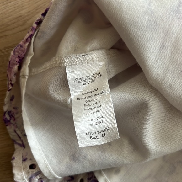 Purple Flowers Cotton Embroidered Dress with matching purse Size 3T - Picture 9 of 10